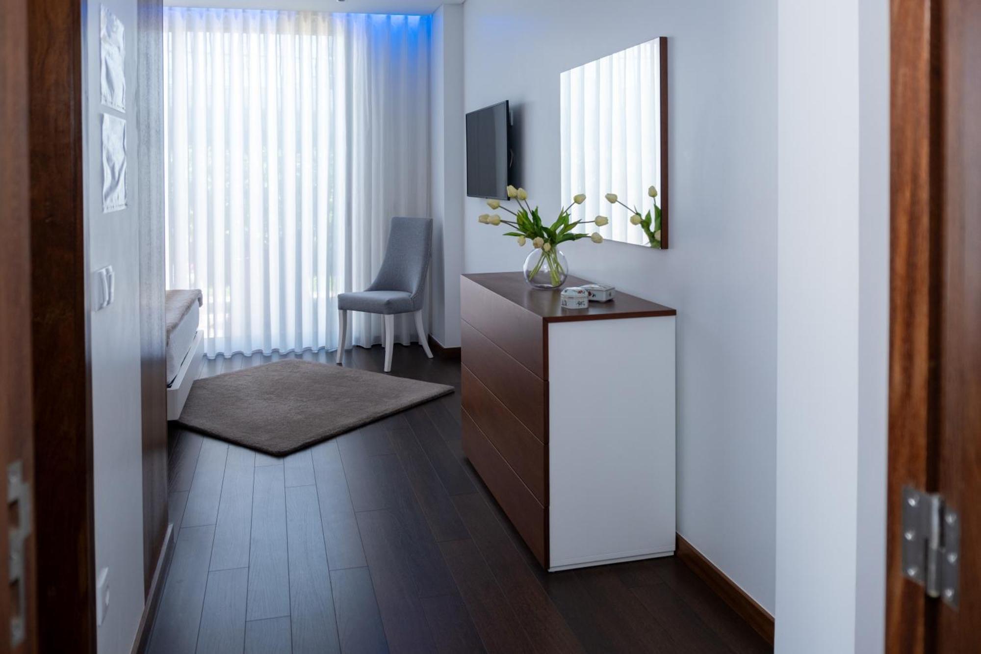 Deluxe Villa Home, Peace & Spa Вила ду Конде Екстериор снимка